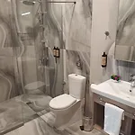 Evelin Deluxe House