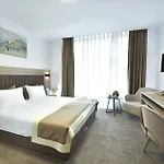 Gasthof Evelin Deluxe House Plowdiw