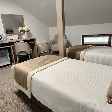 بيت ضيافة Evelin Deluxe House