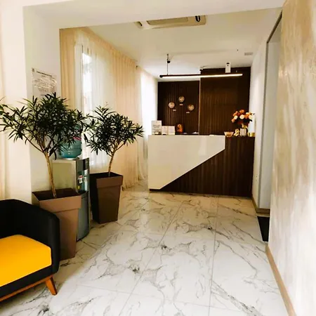 Evelin Deluxe House بيت ضيافة بلوفديف