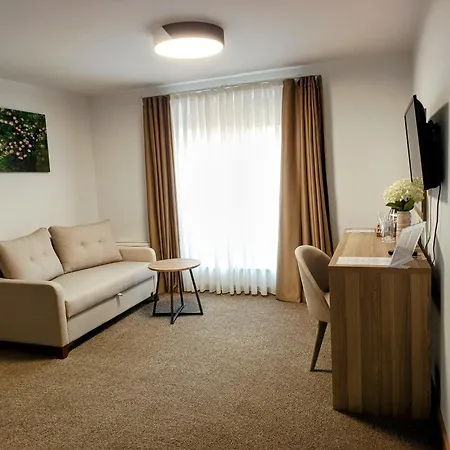 بيت ضيافة Evelin Deluxe House