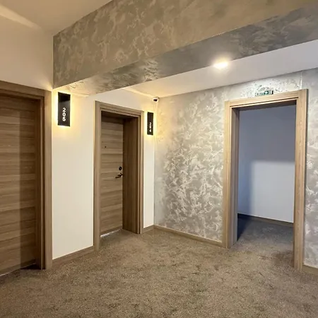 Evelin Deluxe House 4*