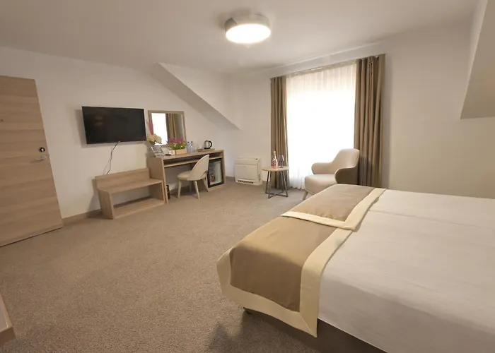 Гостевой дом Evelin Deluxe House