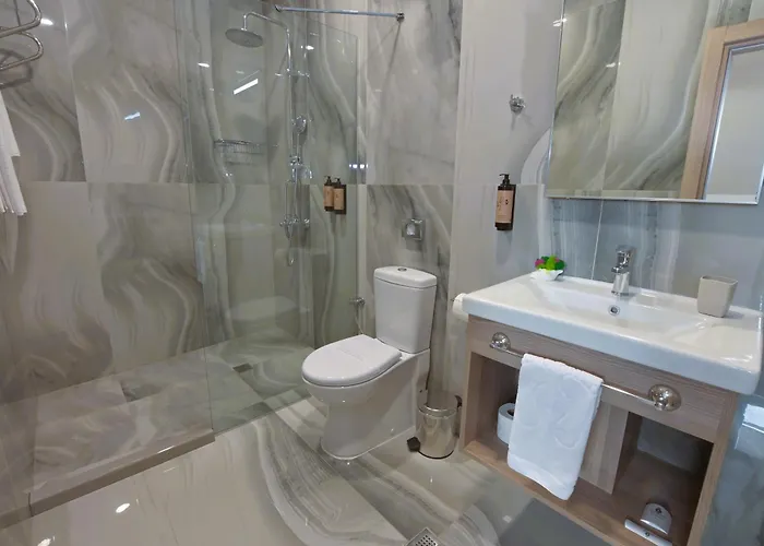 Гостевой дом Evelin Deluxe House