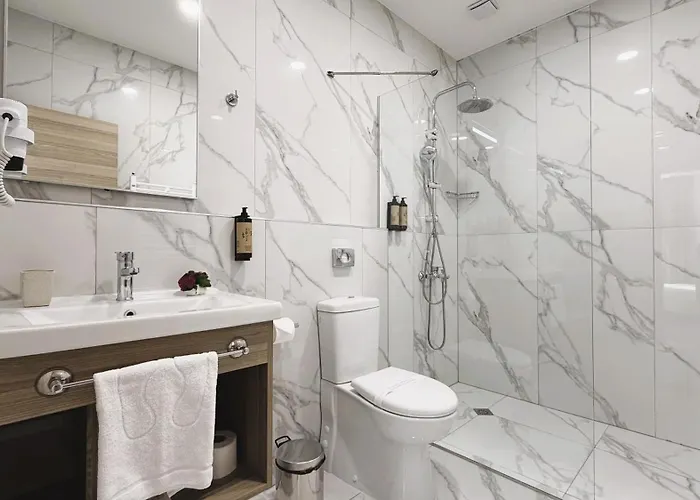 Evelin Deluxe House Гостевой дом