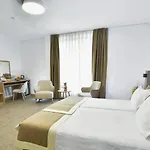 Evelin Deluxe House 4*