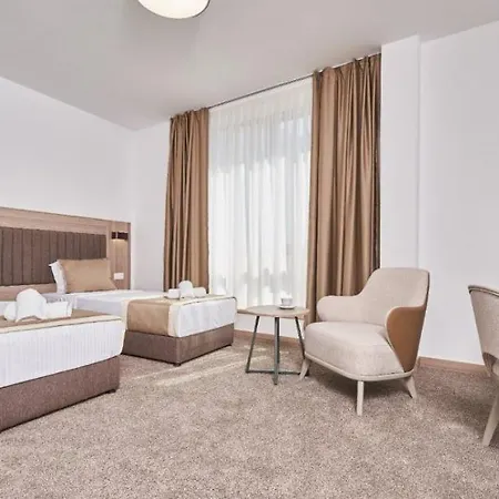 Evelin Deluxe House