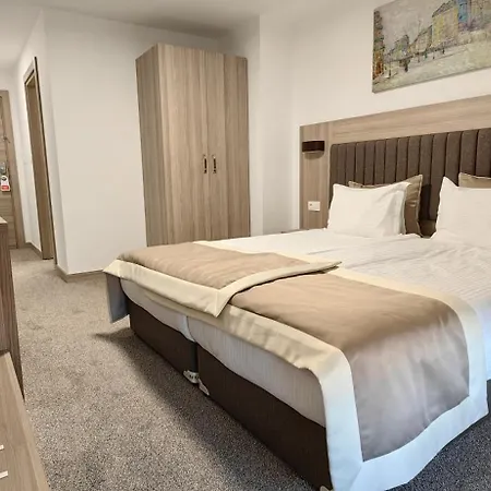 Guest house Evelin Deluxe House