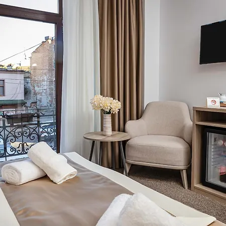 Evelin Deluxe House 4* 플로브디프