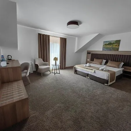 Evelin Deluxe House